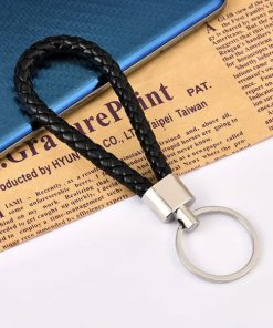 Стилен ключодържател за кола с плетена изкуствена кожа